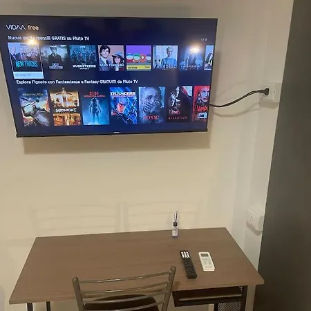 Vicino Metro Centocelle Apartman *